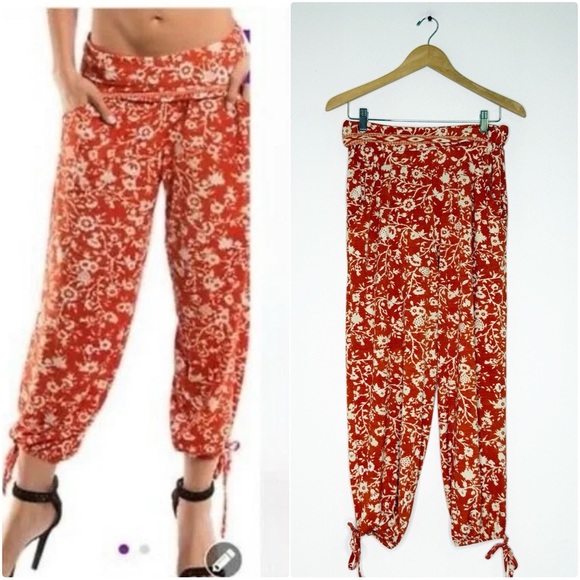 Robin Piccone Paprika Red Floral Cover-Up Pants – Size M - Picture 1 of 9